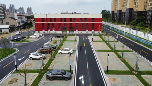 好消息！又一处生态停车场正式运营