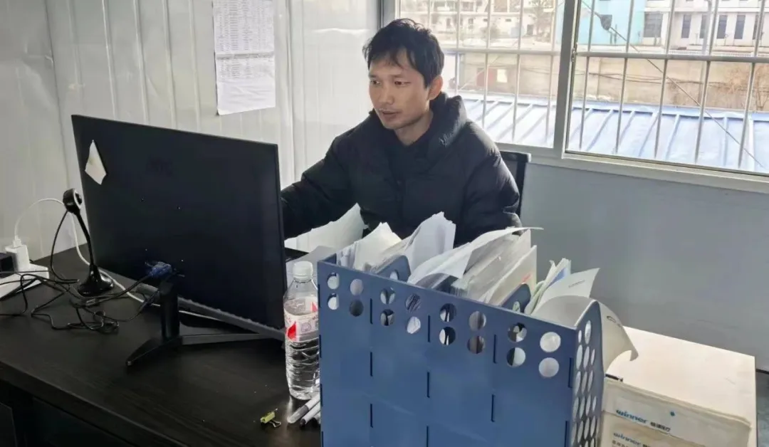 1712739792563736.jpg 1712739792563736.jpg