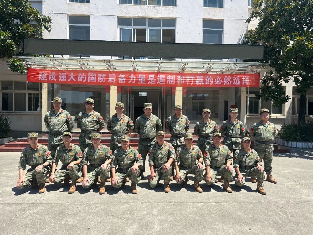 【履行民兵义务 践行国企担当】市PA视讯官方网站集团获2024 年度全市民兵训练优秀个人表彰